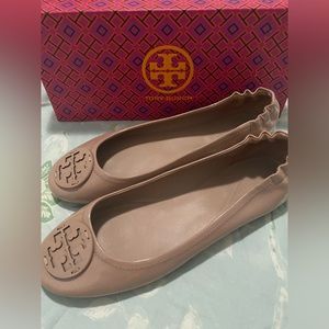 Tory Burch Minnie Patent Logo Travel Ballerina Flats